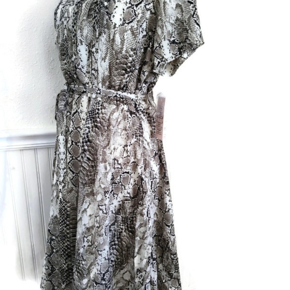 New! Nanette Lepore Snake Print Semi Sheer Dress With Slip Quiet Luxury Size 14 - Picture 5 of 5